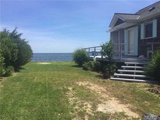 1st image of 7 E Shore Dr