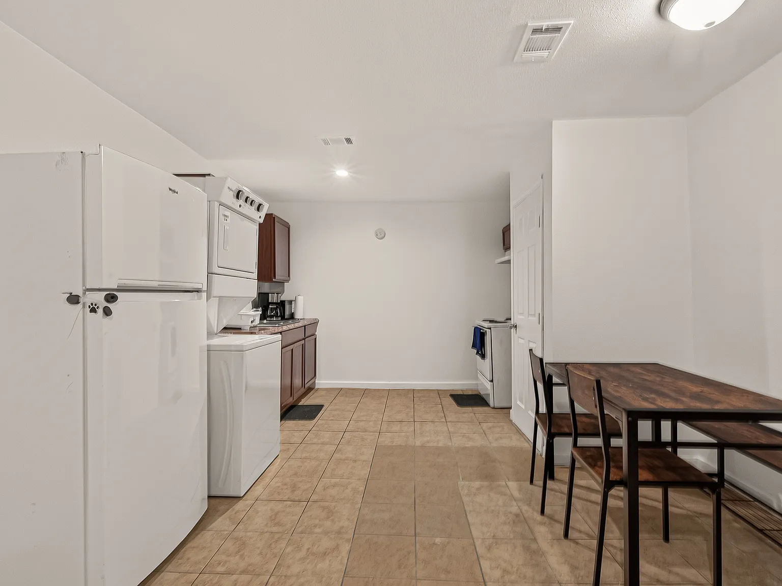 13703 Segrest Dr — Photo 2