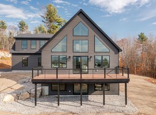 25 Sky Ridge Dr, Casco, ME 04015