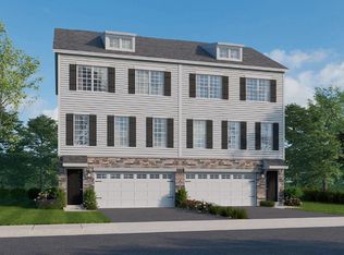 221 Winding Rd, Forks Township, PA 18040