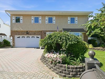 117 Melanie Drive, East Meadow, NY, 11554
