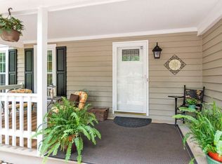 215 Walnut Ln, Charlottesville, VA 22911