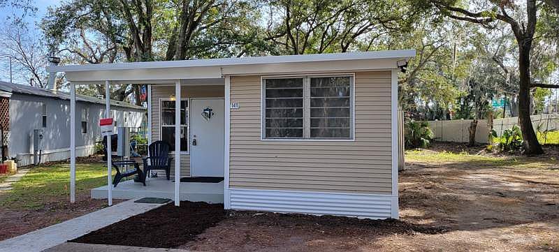 1st image of 1411 Flora Lee Dr