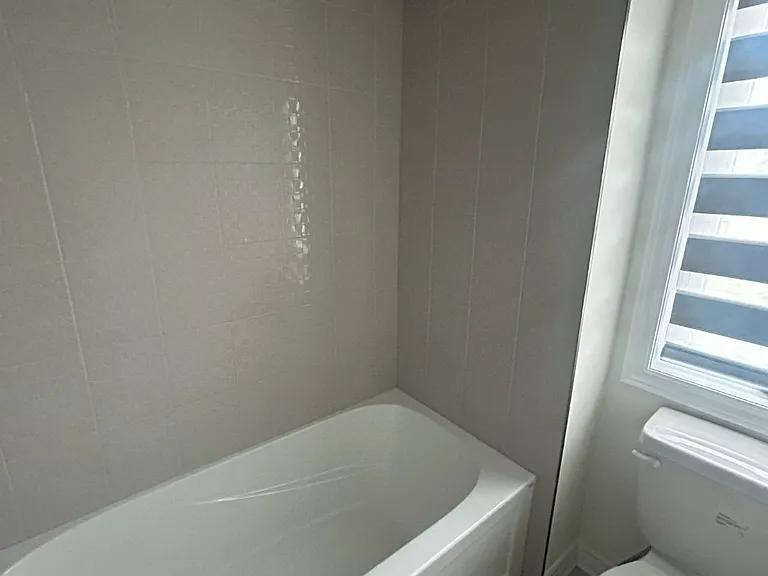 58 Seaton Cres — Photo 16