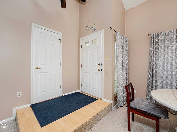 5th image of 8012 Valley Farms Ct
