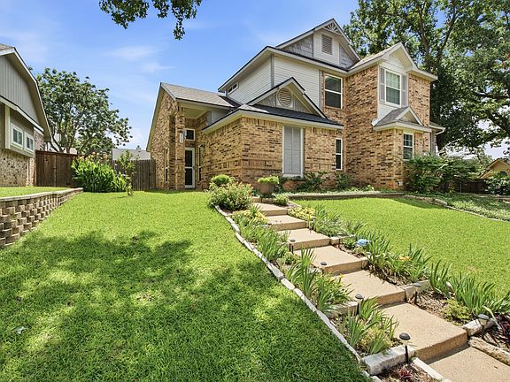3rd image of 2702 Ansley Ct