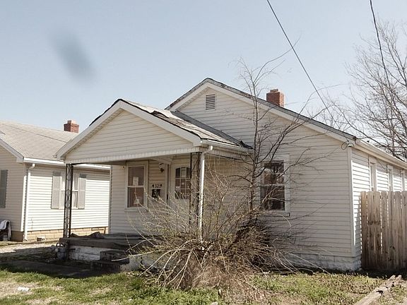 2nd image of 1325 N Harlan Ave