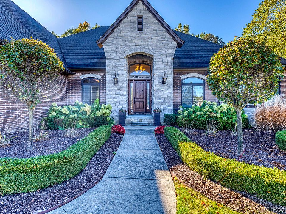 13050 Burningwood Dr, photo 2