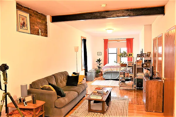 Rented by Lang Realty LLC | media 1