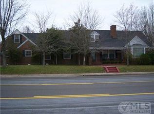 114 W Main St, Hohenwald, TN 38462