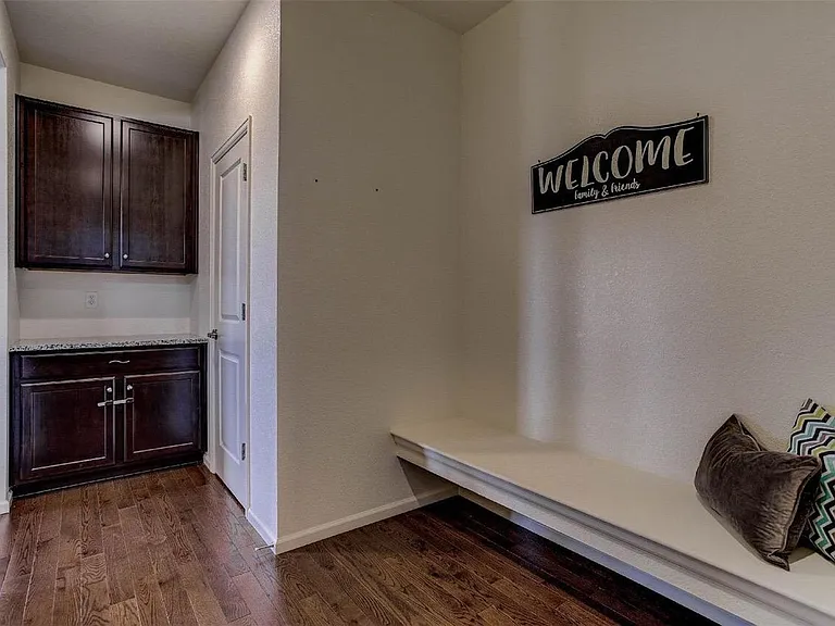 16747 Compass Way — Photo 17