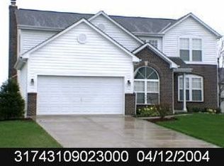 8282 Chateau Ln, Westerville, OH