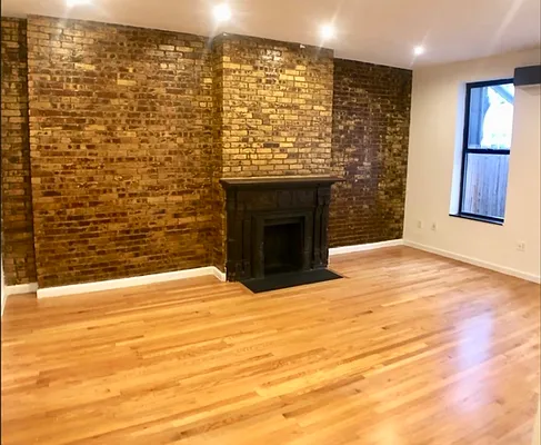 Rented by Newcastle Realty Services | media 8