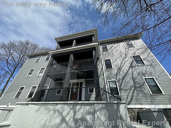 3rd image of 111 Woodstock St #25BR