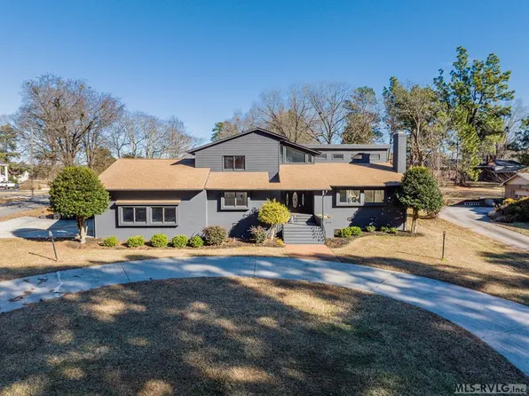 820 Watkins St, South Hill, VA 23970