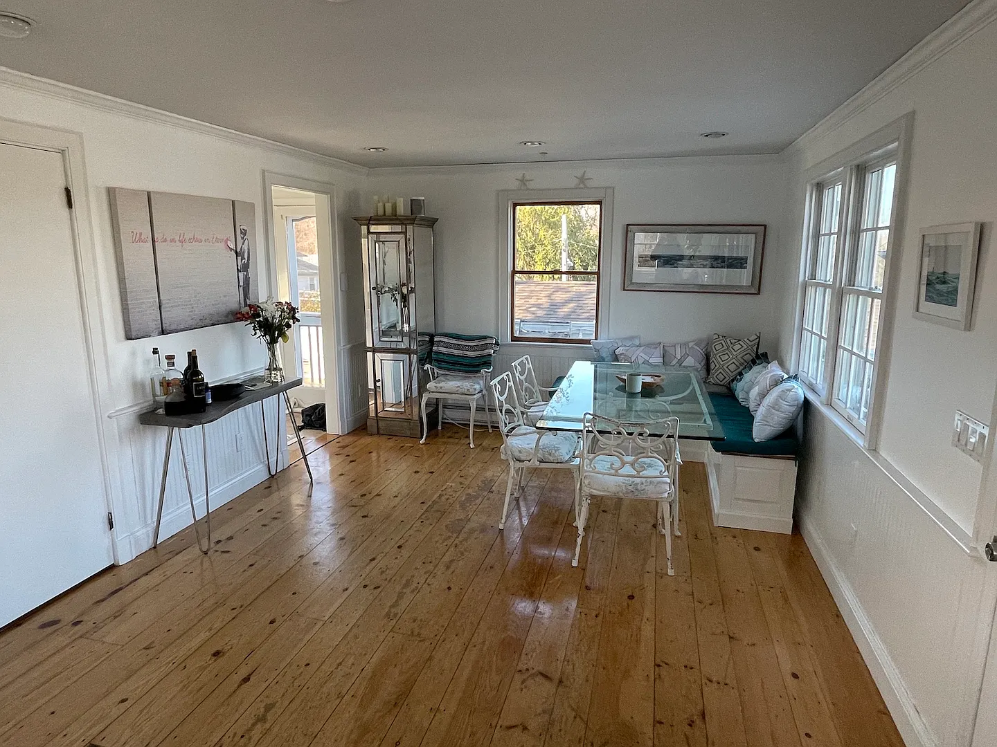 Modern Cottage (Renovated In 2023) — Photo 3