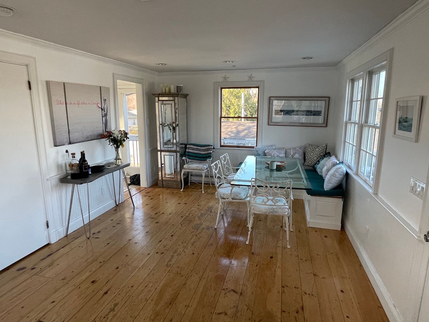  Dining Area with Custom Built Nook