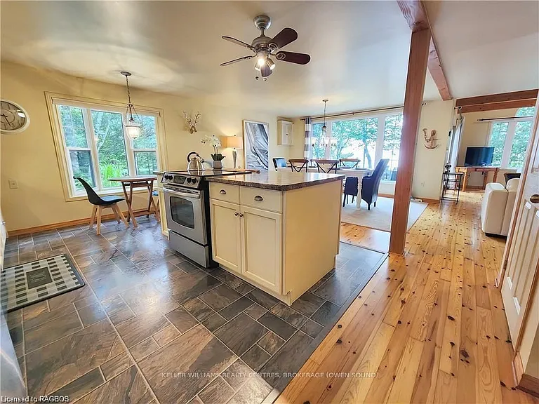 303 Isthmus Bay Rd — Photo 10