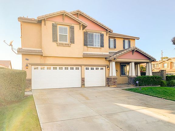 3rd image of 53037 Gallica St