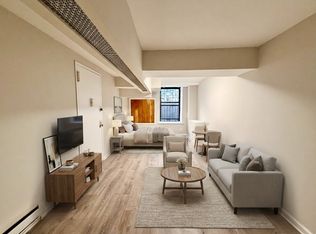 230 W 24th St #1G, New York, NY 10011