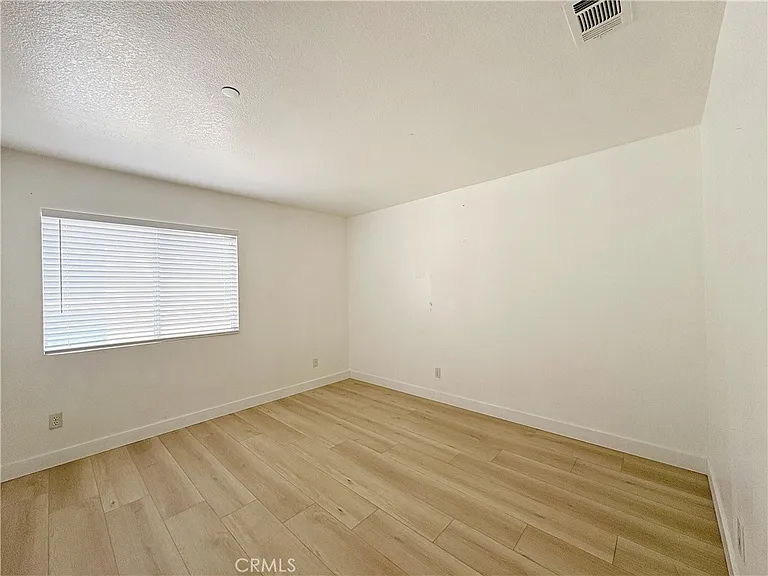 16370 Oldenburg Dr — Photo 33