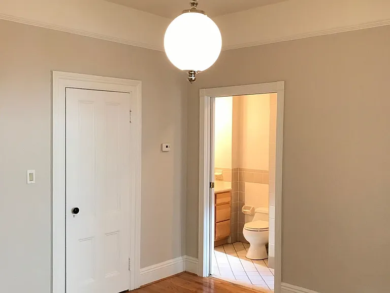 342 Pavonia Ave #1 — Photo 8