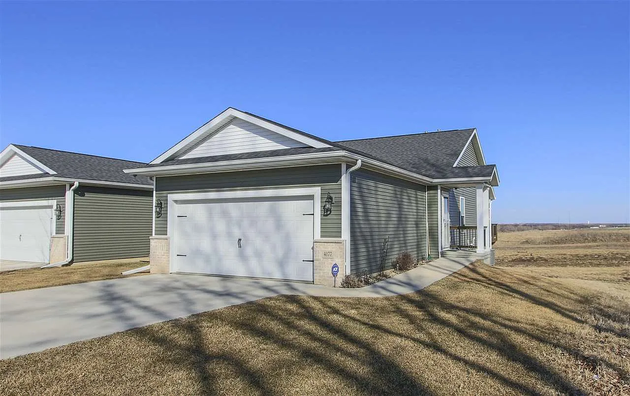 4177 Mourning Dove Dr photo 1