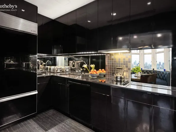 35 East 76th Street image 10 of 22