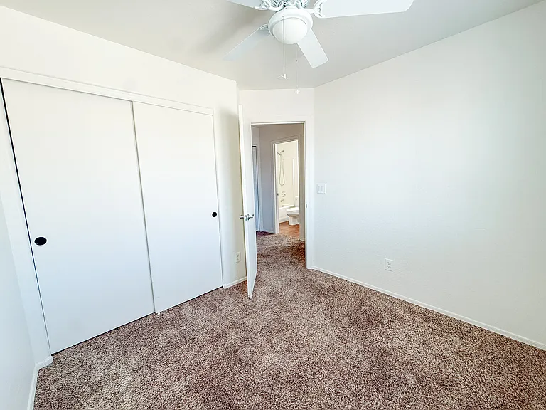 15626 N 29th Way — Photo 16