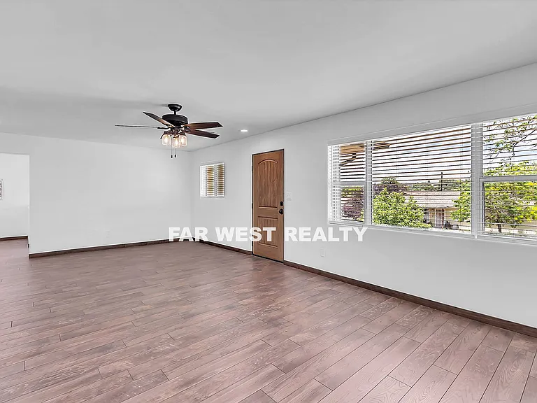 821 Prescott Heights Dr — Photo 5
