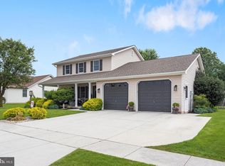 205 Panther Dr, Hanover, PA 17331