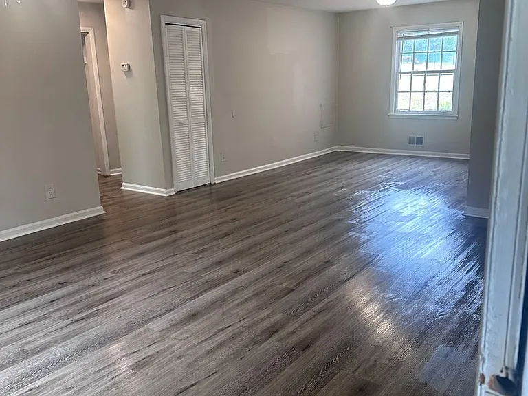 Carrington Woods Apartments — Photo 7