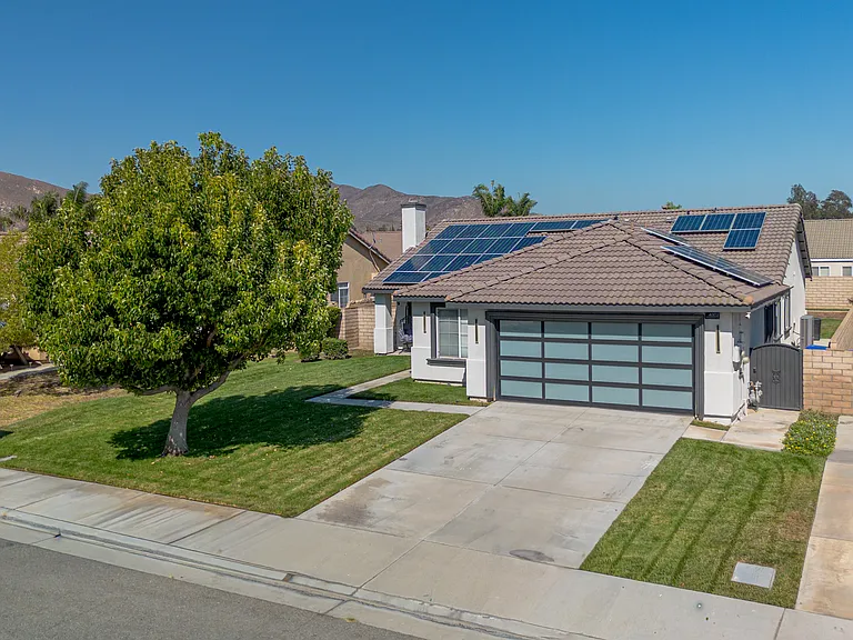 4302 Shetland Ln — Photo 31