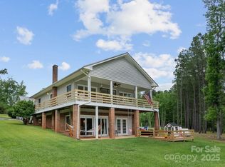 281 Emerald Shores Rd, Mount Gilead, NC 27306