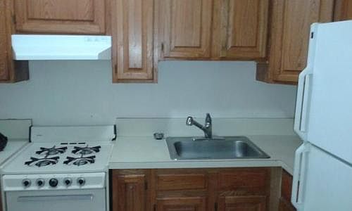 3rd image of 519 Chauncey St APT 1