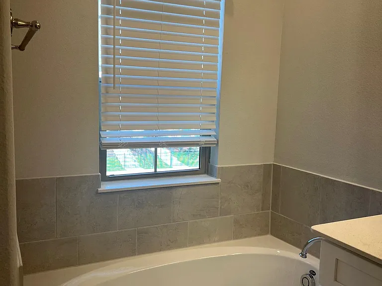 6106 Blythe Dr — Photo 19