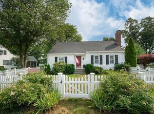 4 Sutton St, East Weymouth, MA 02189