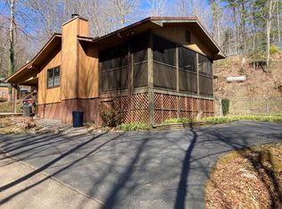 32 Fox Hollow Cv, Murphy, NC 28906