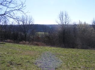 15444 Strawberry Ridge Rd, Gravette, AR 72736