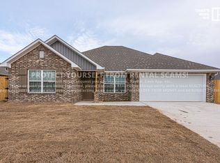 1000 Rachel St, Gentry, AR 72734