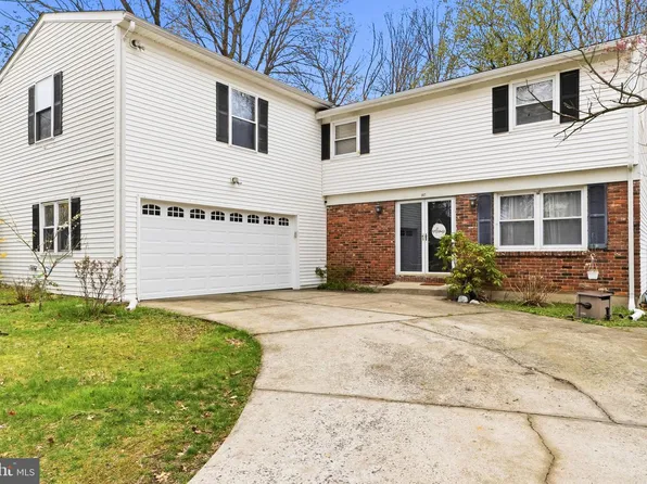 307 Hialeah Dr, Cherry Hill, NJ 08002