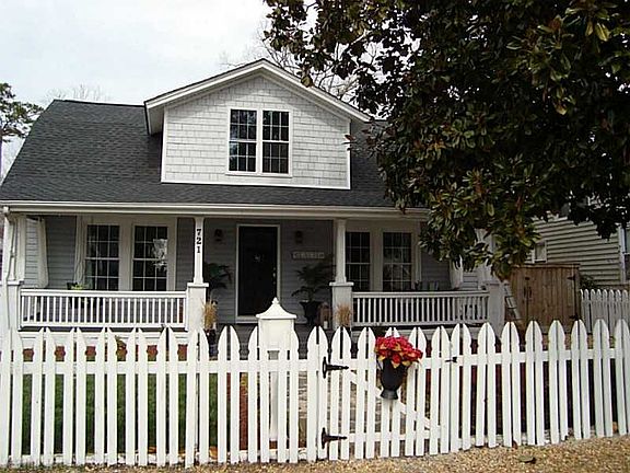 4th image of 721 Goldsboro Ave