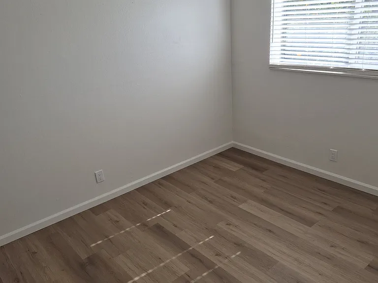 317 W Park Ave #205 — Photo 9