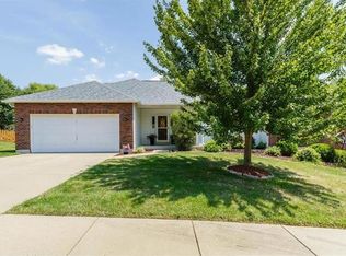 1877 Summitview Dr, Saint Charles, MO