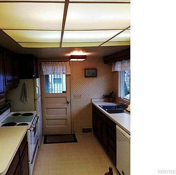 1st image of 4879 Clifton Pkwy