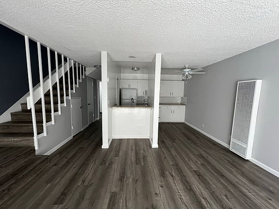 4th image of 4024 Emerald St #48e429386