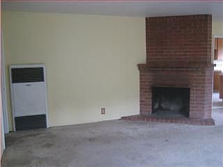 4th image of 316 Clubhouse Dr