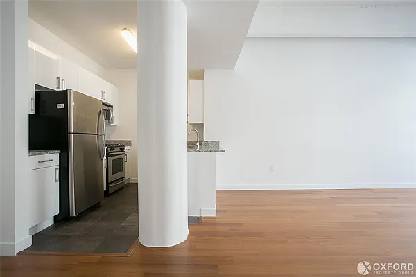 Rented by Oxford Property Group | media 42