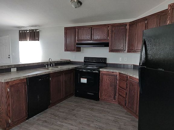 2nd image of 2627 S Lamb Blvd #327-B