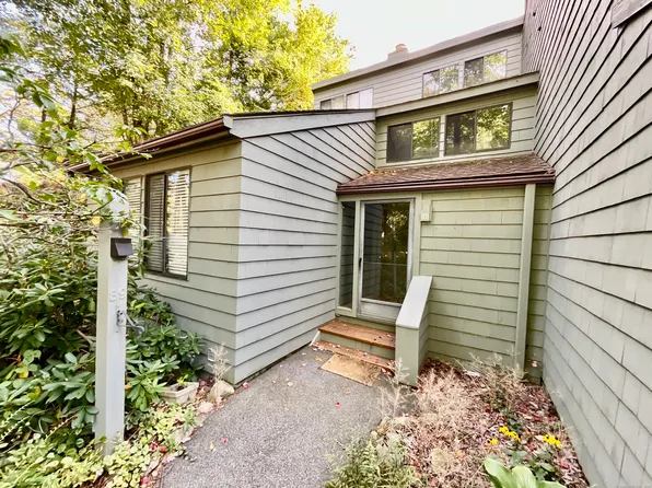 89 Woodside Circle, Torrington, CT 06790